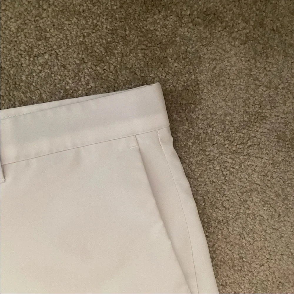 Men's Calloway Golf Flat Front Shorts in Crisp White Size 36 - Picture 6 of 9